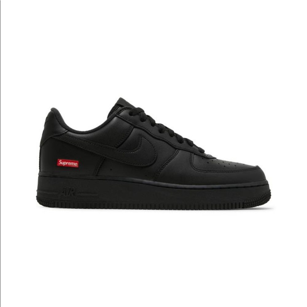 AIR FORCE 1 LOW / SUPREME
